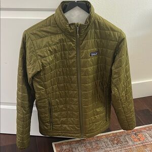 Patagonia Men's Olive Quilted Jacket